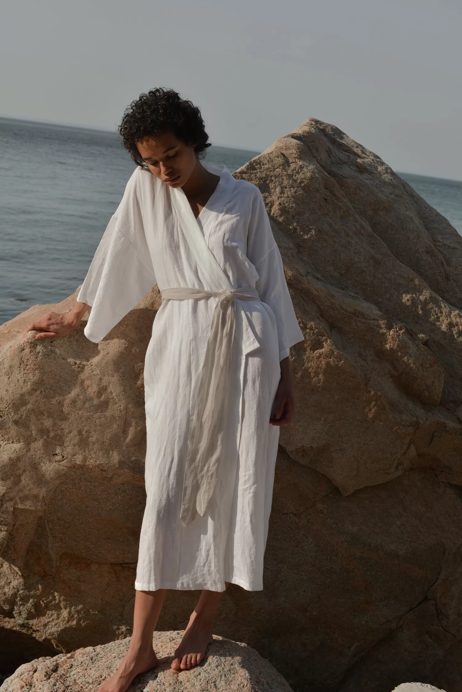 Robes-Deiji Studios the 02 robe white